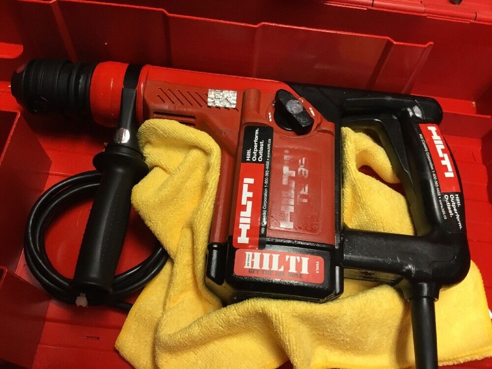 HILTI TE 35 HAMMER DRILL, PREOWNED, FREE BITS & CHISEL, THERMO