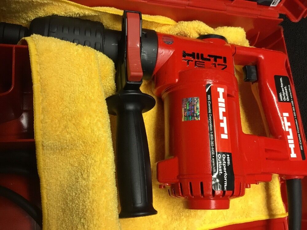 HILTI TE 17 GREAT CONDITION, FREE TABLET, BITS AND EXTRAS