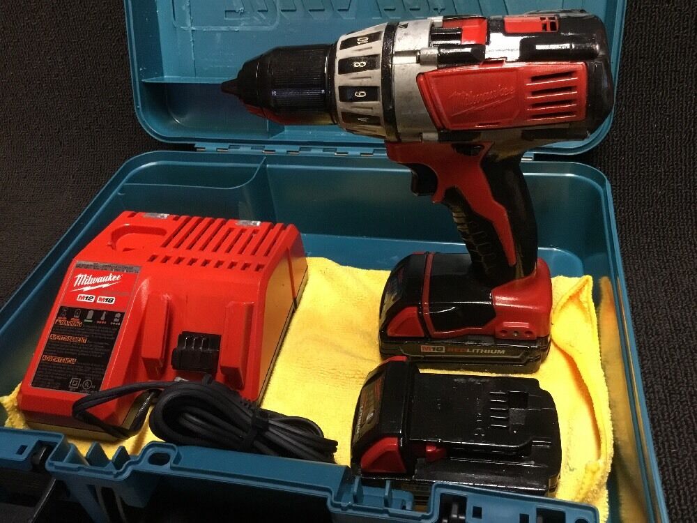 MILWAUKEE 2601-20 CORDLESS DRILL DRIVER, PREOWNED, FREE BITS, THERMO, FAST SHIP