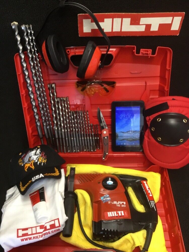 HILTI TE 30 HAMMER DRILL, PREOWNED, FREE TABLET, BITS, A LOT EXTRAS