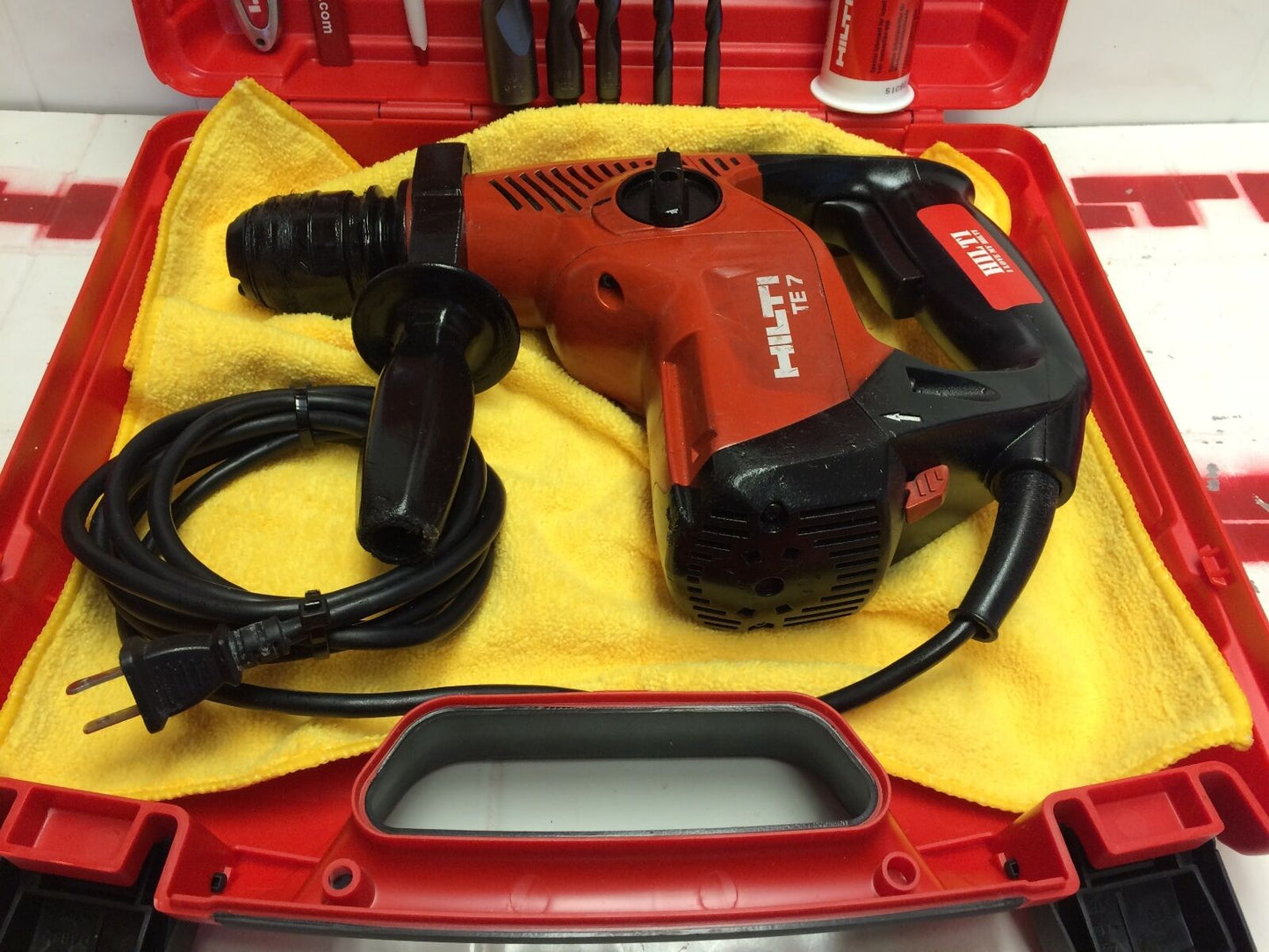 HILTI TE 7, EXCELLENT CONDITION, FREE HILTI ITEMS, BITS