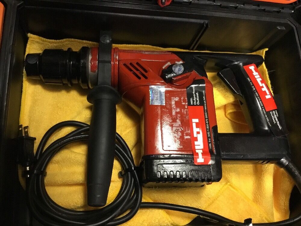 HILTI TE 15-C DRILL, PREOWNED, FREE LASER METER,  PLUS EXTRAS