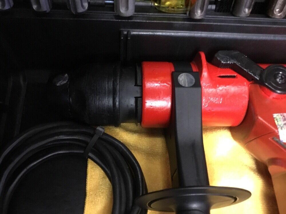 HILTI TE 55 HAMMER DRILL, PREOWNED, FREE LASER METER, A LOT OF EXTRAS, FAST SHIP