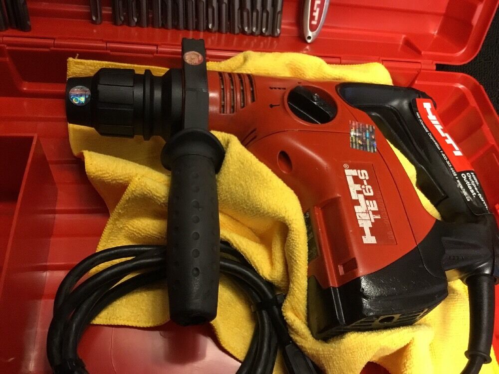 HILTI TE 6-S PREOWNED , FREE ANGLE GRINDER, BITS, EXTRAS