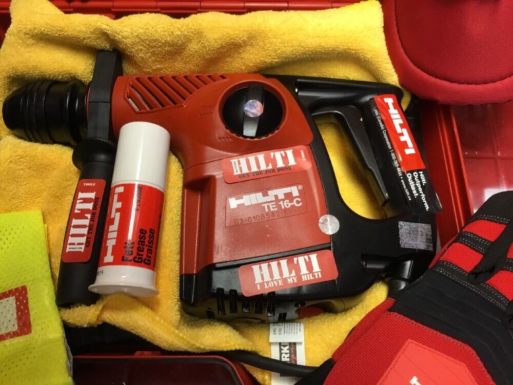 HILTI TE 16-C,GREAT CONDITION, FREE EXTRAS, STRONG