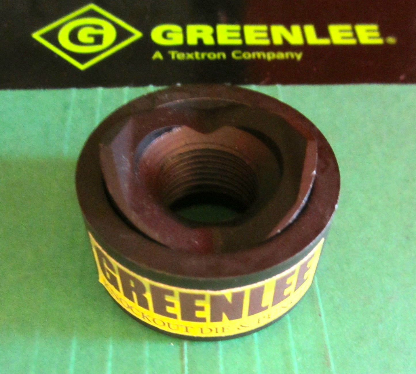 GREENLEE 1" KNOCKOUT PUNCH, USED , MINT CONDITION,