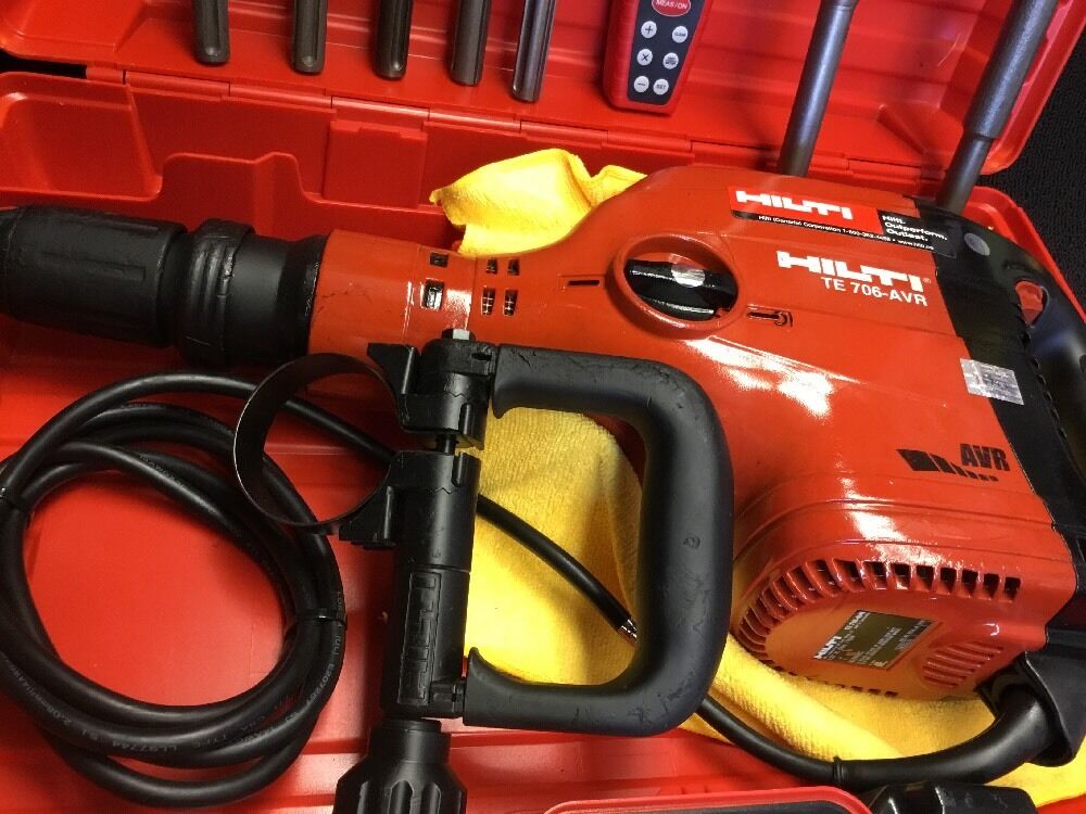 HILTI TE 706 PREOWNED, FREE LASER METER, CHISELS, EXTRAS