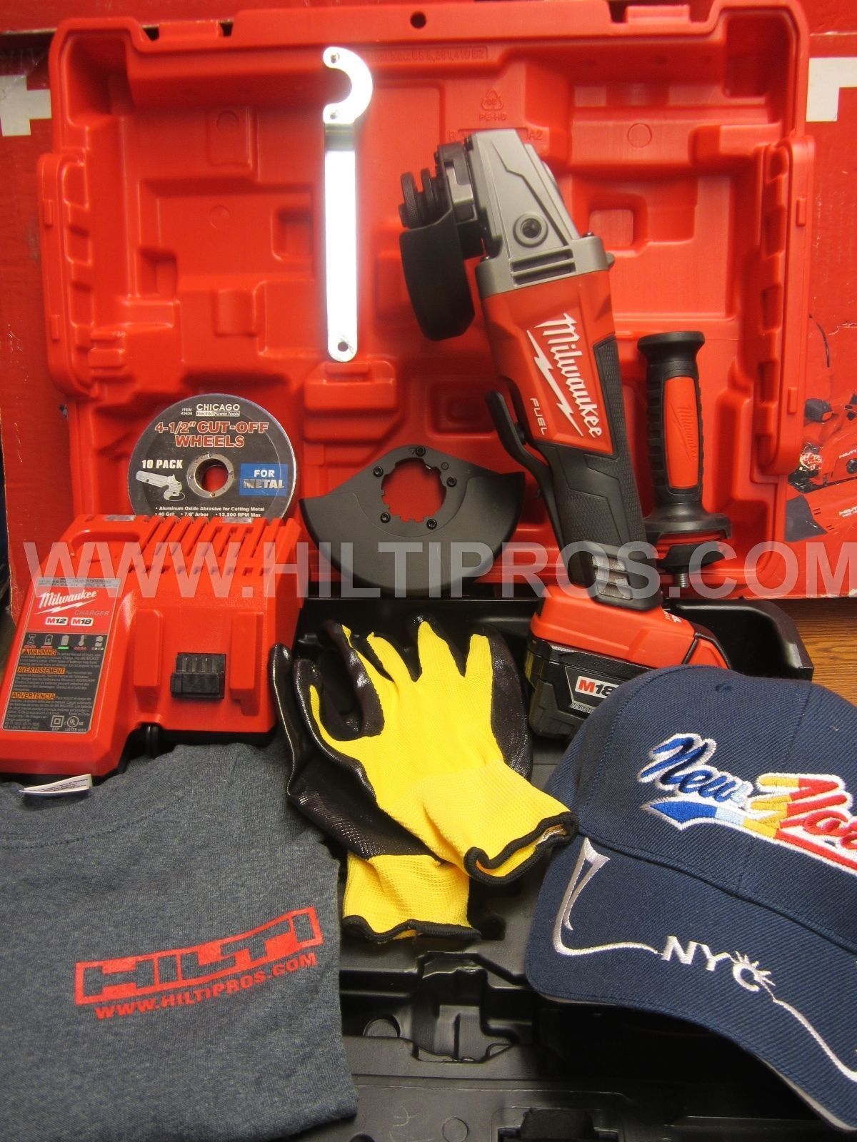 MILWAUKEE GRINDER M18, NEW , STRONG , FREE GLOVES, HAT , SHIRTS , FAST SHIP