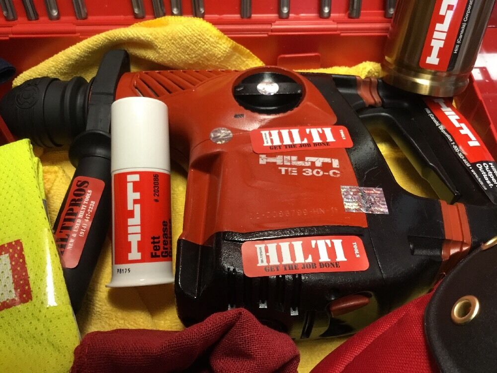 HILTI TE 30-C, PREOWNED, DURABLE, STRONG, FREE DRILLS & CHISELS