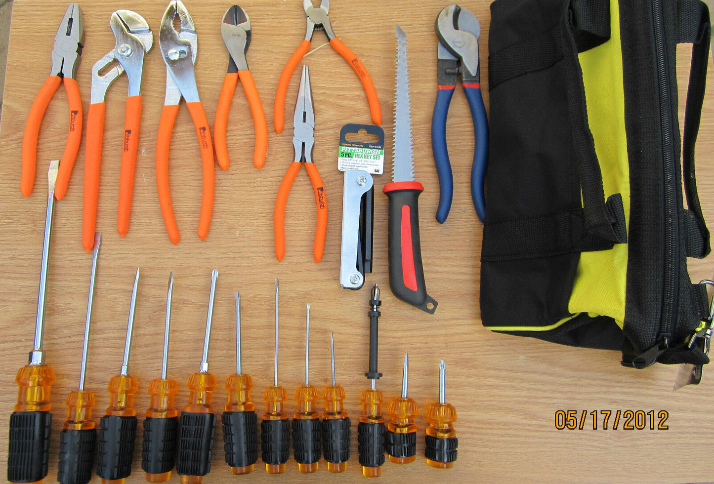 ELECTRICIAN/ PLUMBER  TOOLS  22 PCS,