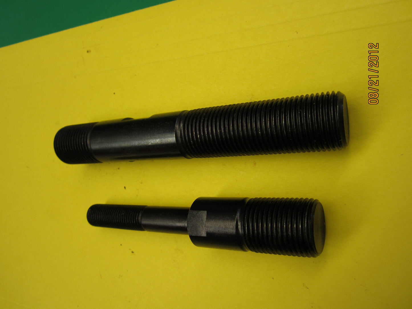 GREENLEE STYLE THREADED STUDS 3/4" AND 7/16" HYDRAULIC KNOCKOUT PUNCH