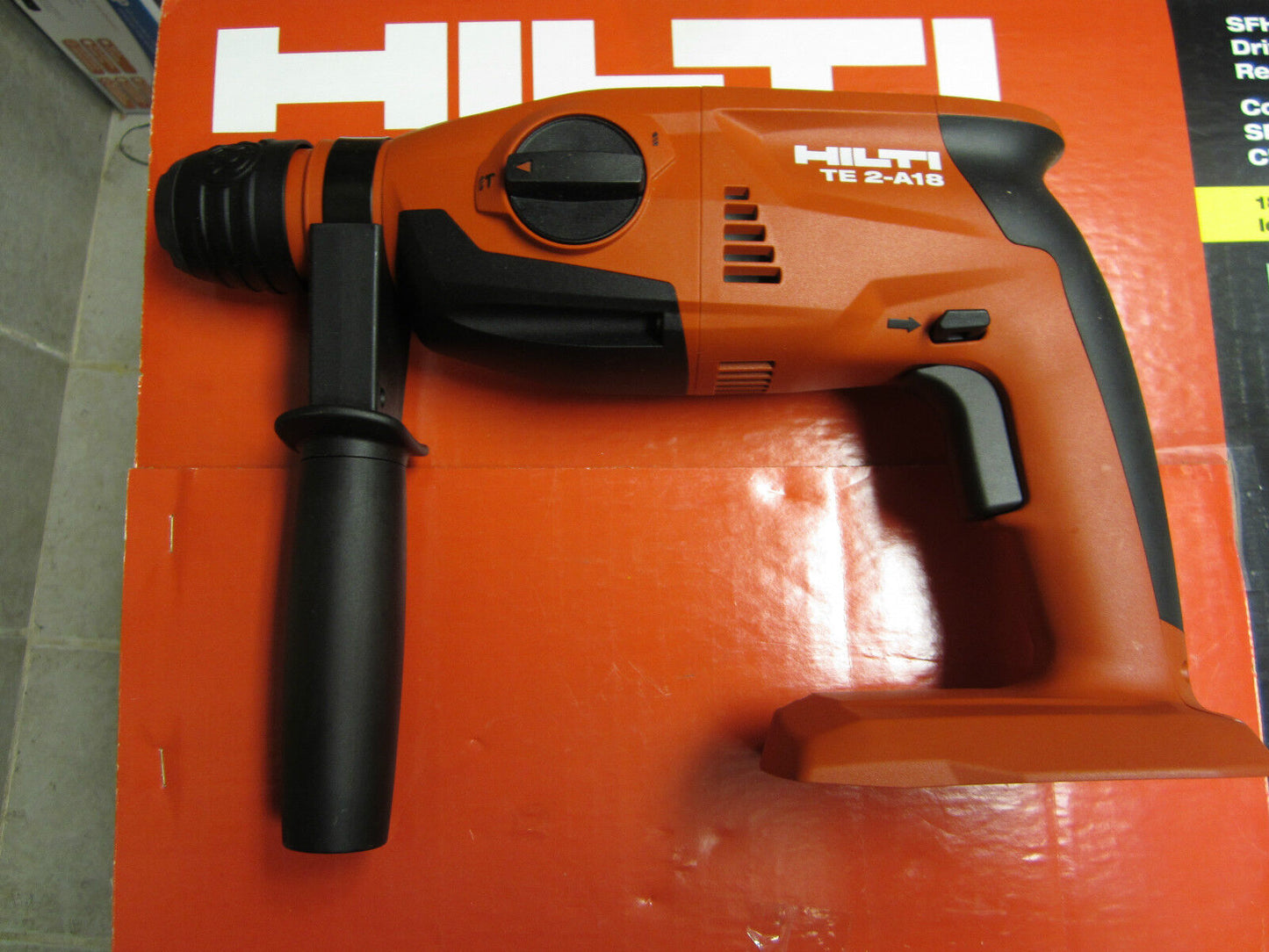 HILTI TE 2-A18 VOLTS , BRAND NEW