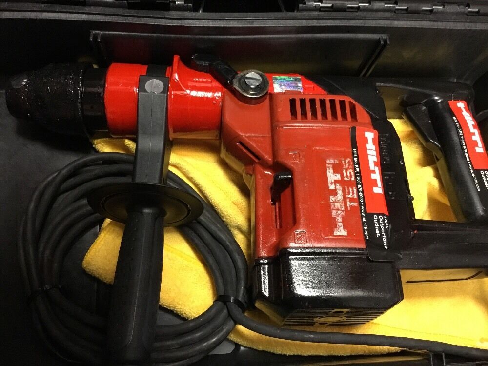 HILTI TE 55 HAMMER DRILL, PREOWNED, FREE THERMO, A LOT OF EXTRAS, FAST SHIP