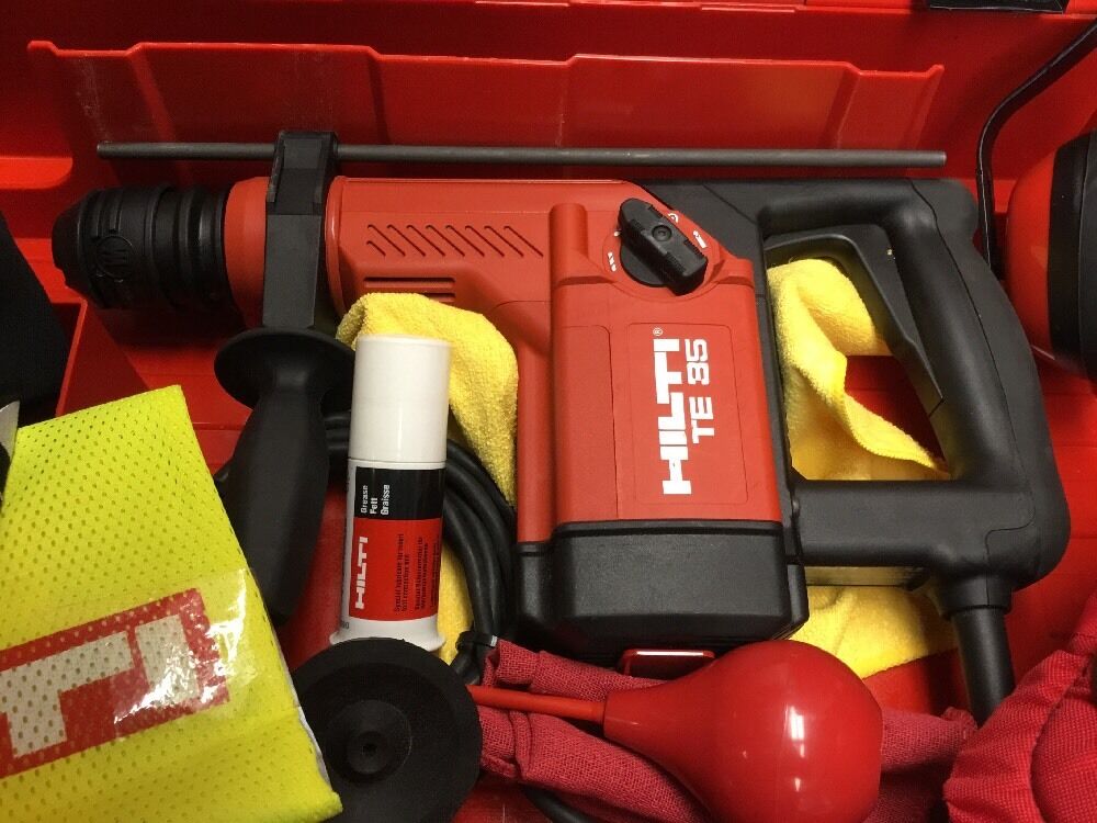 HILTI TE 35 HAMMER DRILL,K, BRAND NEW, VERY STRONG, FREE BITS