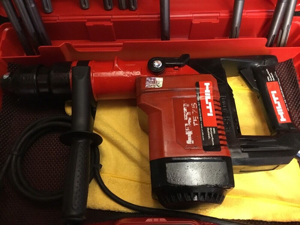 HILTI TE 75 HAMMER DRILL, PREOWNED, FREE GRINDER, A LOT OF EXTRAS