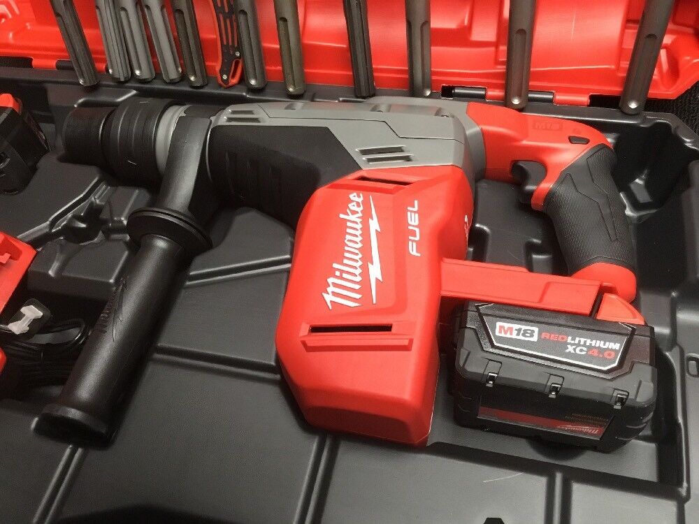 MILWAUKEE CORDLESS HAMMER DRILL, SDS MAX, FREE THERMO, BUNCH EXTRAS, FAST SHIP