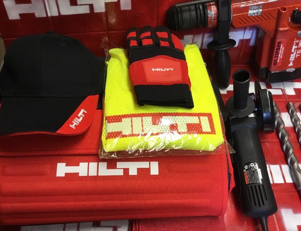 HILTI TE 35, PREOWNED, VERY STRONG, FREE BITS & CHISELS, GRINDER