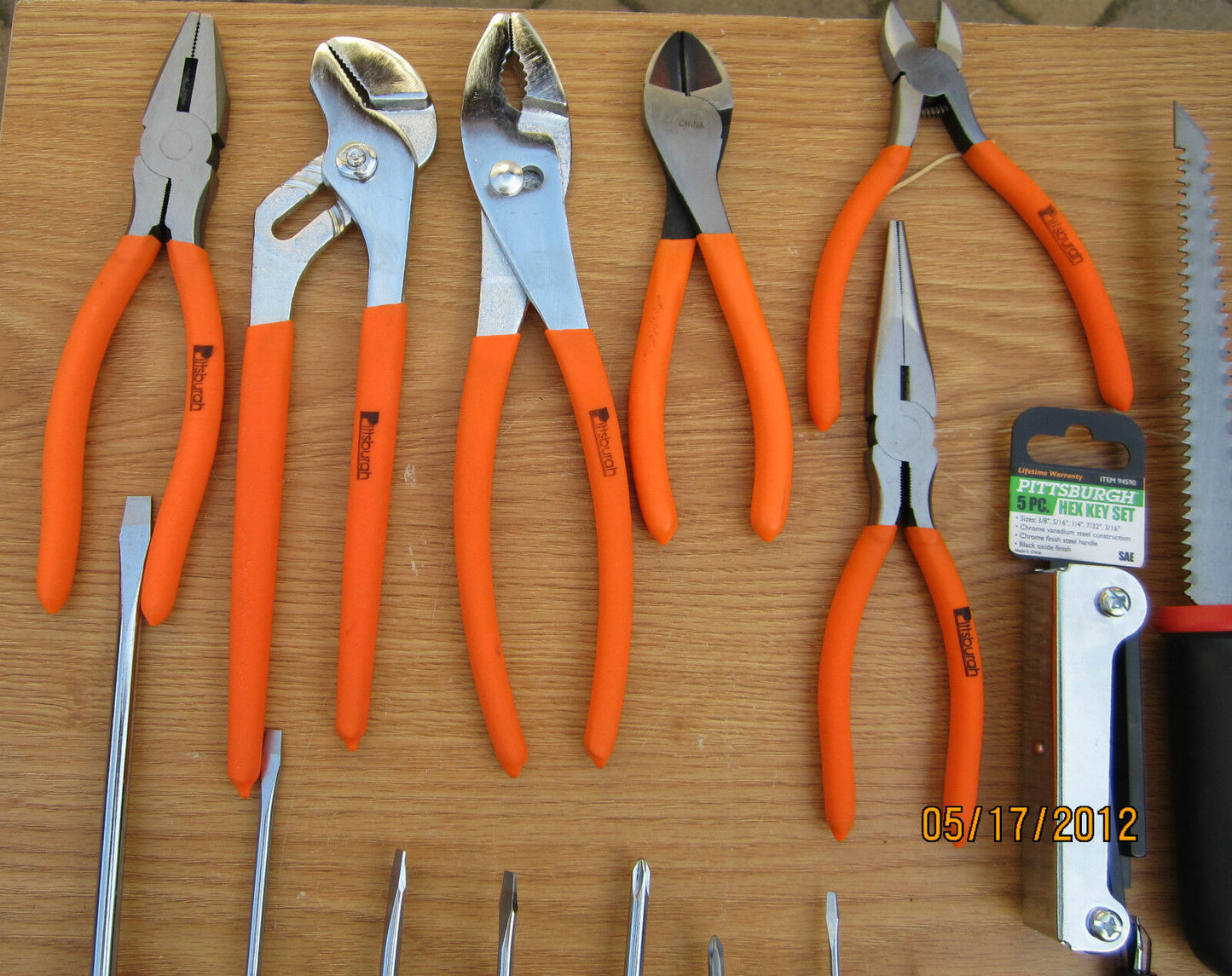 ELECTRICIAN/ PLUMBER  TOOLS  22 PCS,