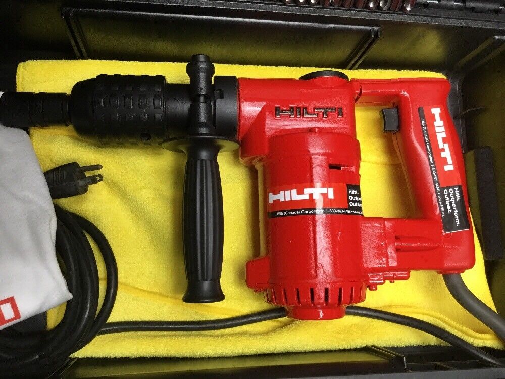 HILTI TE 17 HAMMER DRILL, PREOWNED, FREE KNIFE SET,  EXTRAS