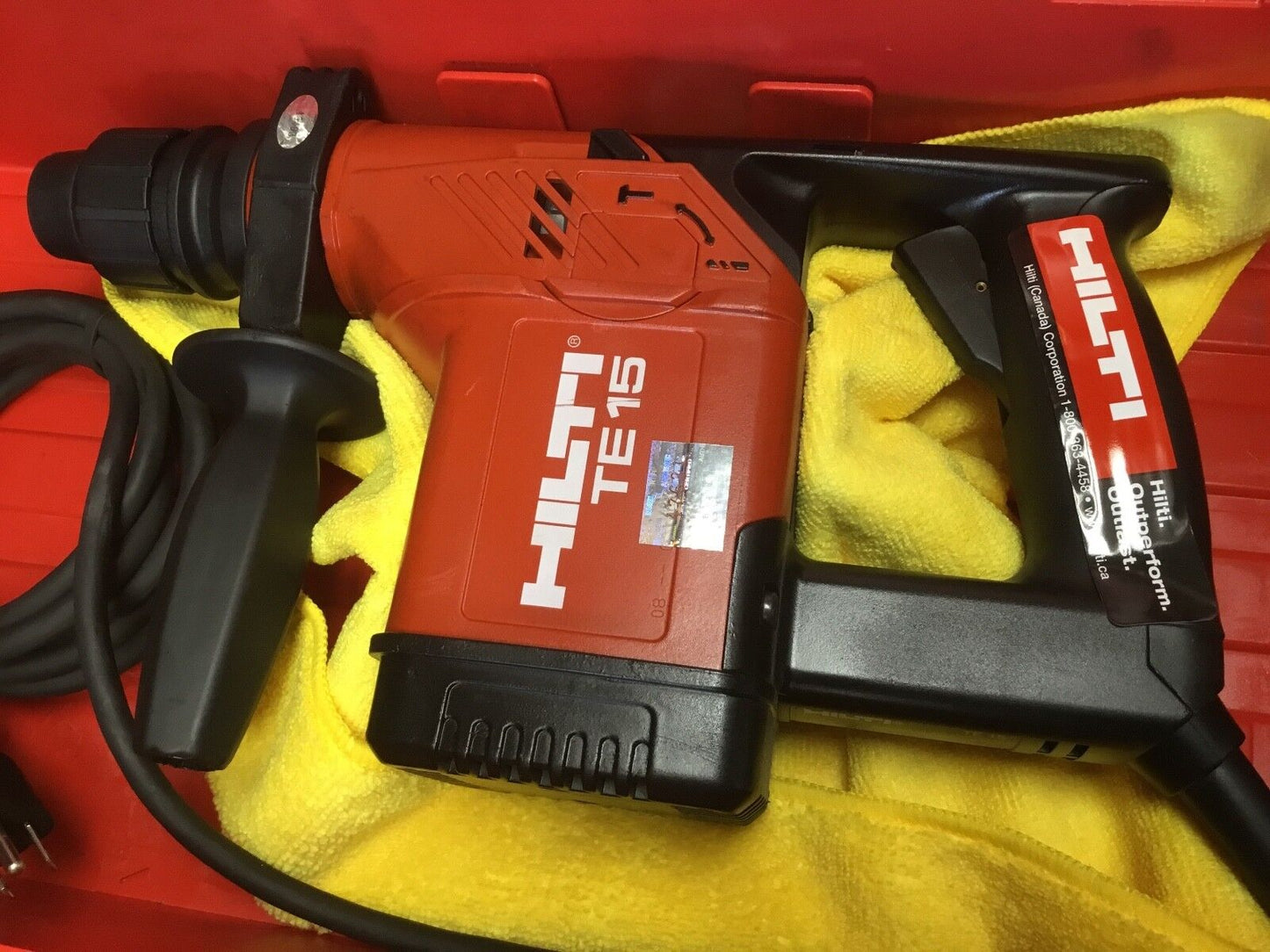 HILTI TE 15 HAMMER DRILL, USED ONLY AS DISPLAY, MADE IN GERMANY, FREE EXTRAS