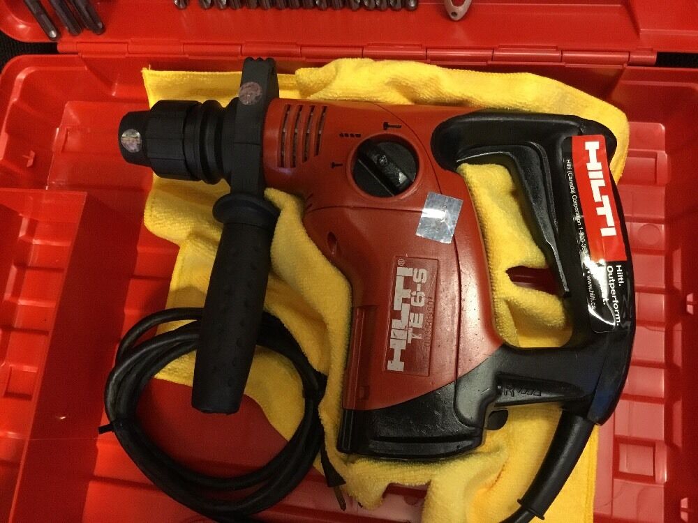 HILTI TE 6-S PREOWNED , FREE ANGLE GRINDER, BITS, EXTRAS