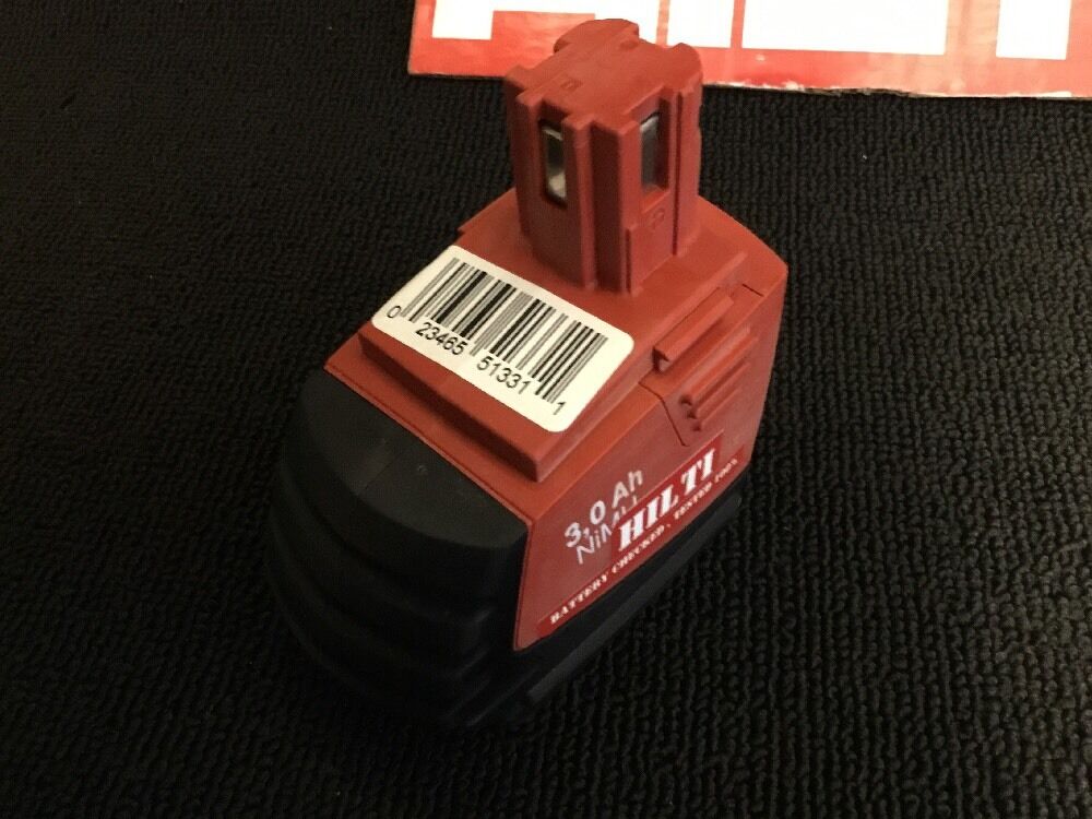 HILTI BATTERY SFB 155 3.0 AH, DISPLAY, FREE HAT INCLUDED