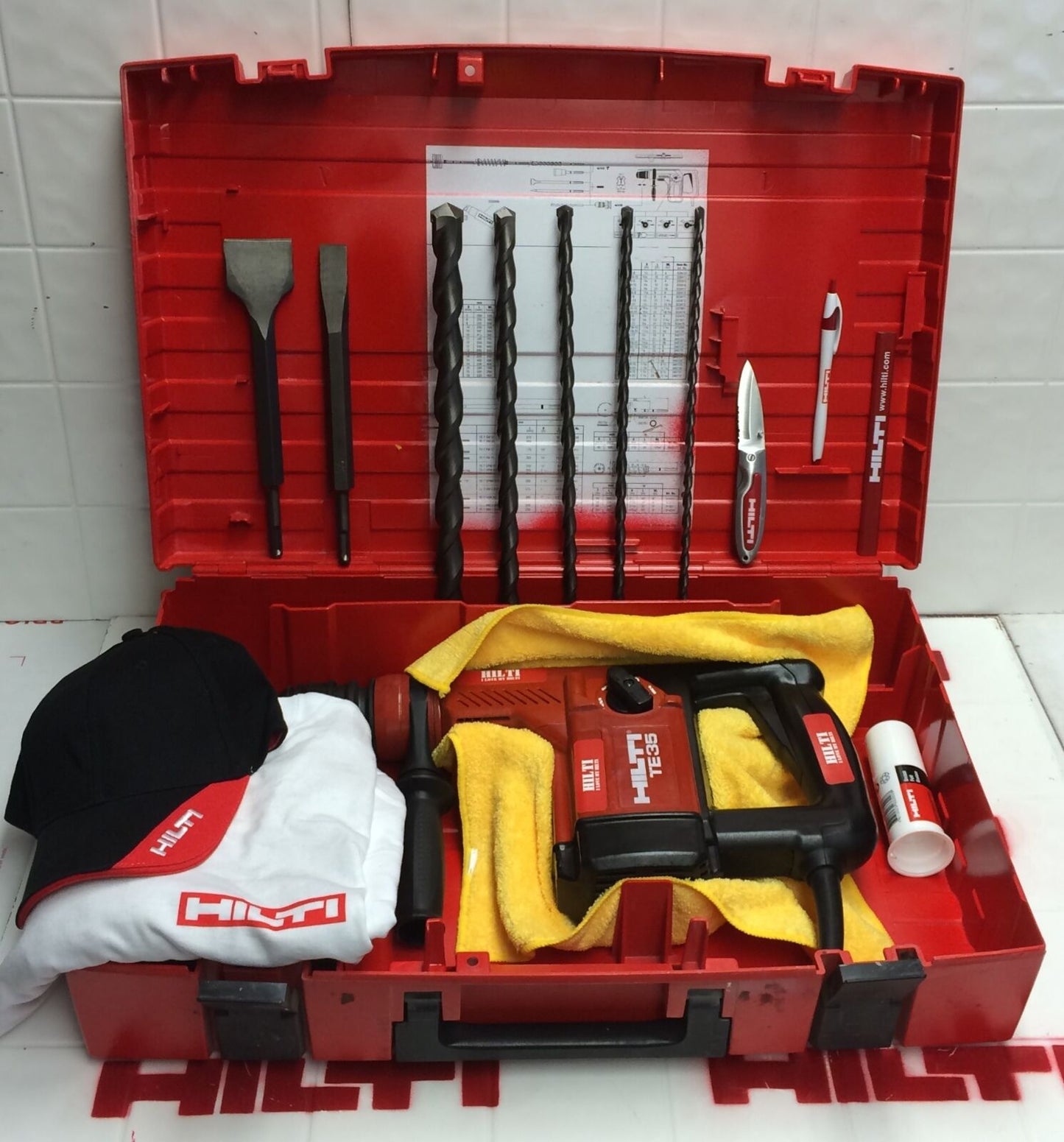 HILTI TE 35, GREAT CONDITION, ORIGINAL, STRONG, FREE EXTRAS