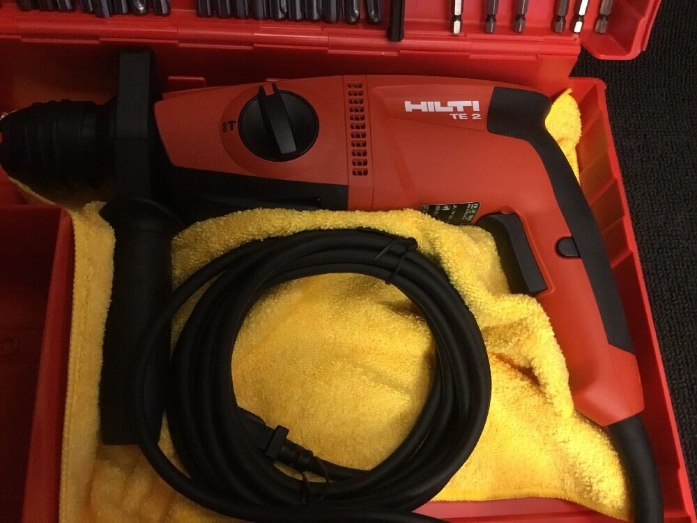 HILTI TE 2 DRILL, NEW, FREE THERMO, BITS, A LOT OF EXTRAS