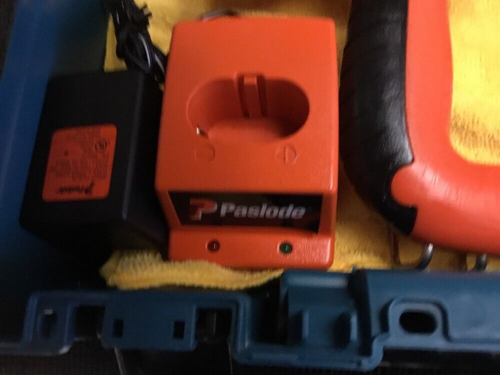 PASLODE CORDLESS 18G PREOWNED, FREE THERMO AND EXTRAS, FAST SHIP