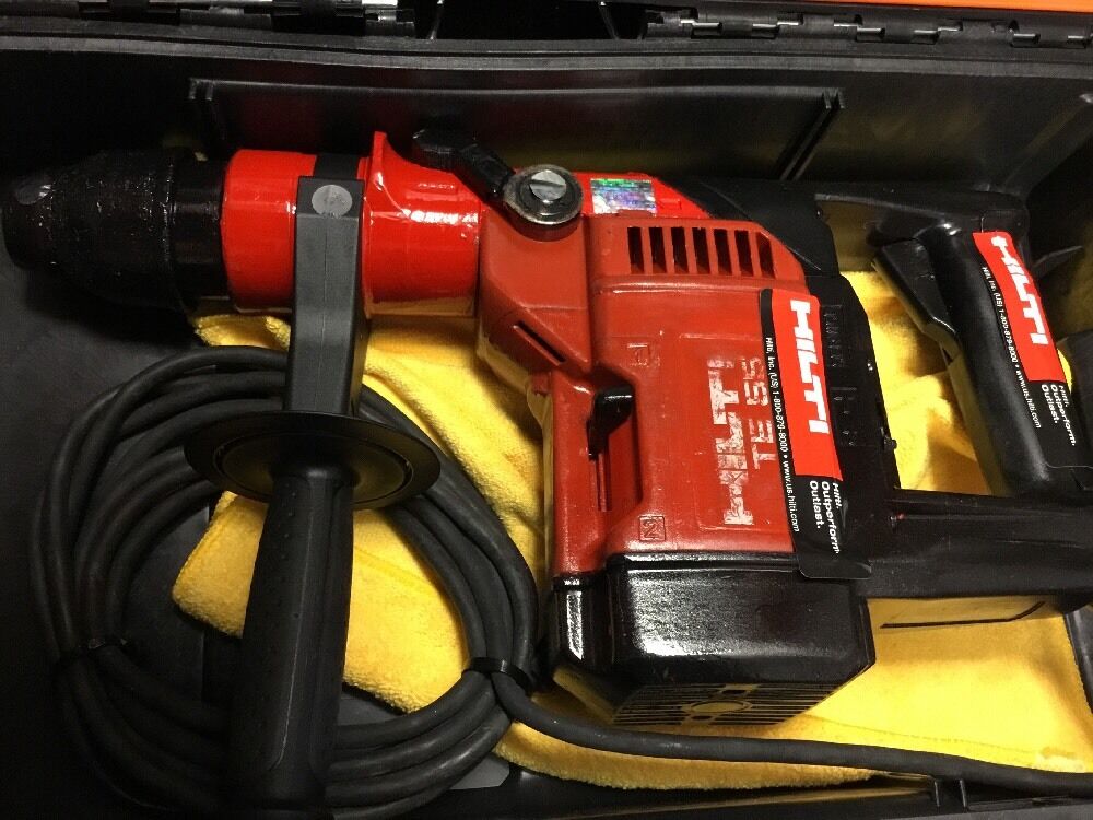 HILTI TE 55 HAMMER DRILL, PREOWNED, FREE THERMO, A LOT OF EXTRAS, FAST SHIP