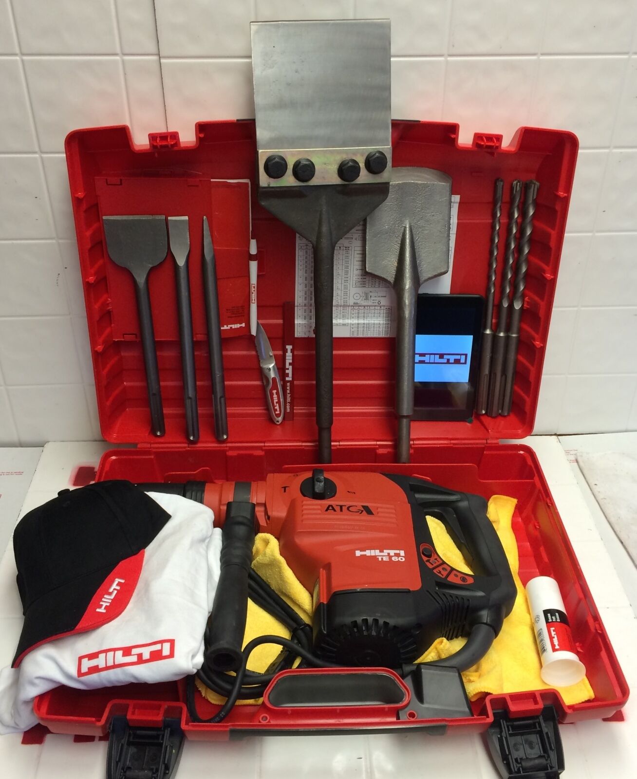 HILTI TE 60-ATC W/ TABLET, BRAND NEW, ORIGINAL, STRONG, W/ EXTRAS