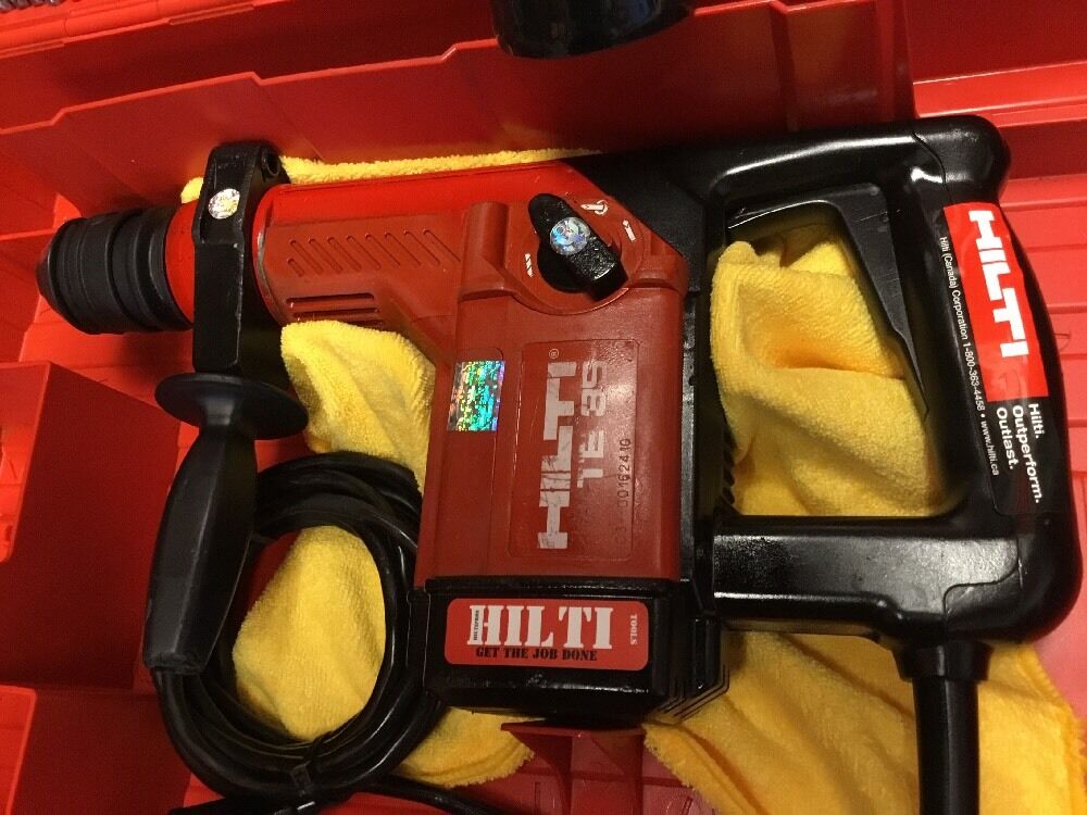 HILTI TE 35, EXCELLENT CONDITION, FREE BITS & CHISEL,THERMO BOTTLE