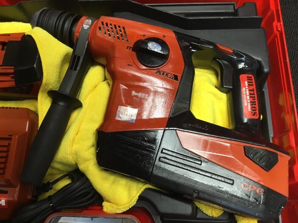 HILTI TE 30-A36 HAMMER DRILL, PREOWNED, FREE SID 2-A, BITS, EXTRAS