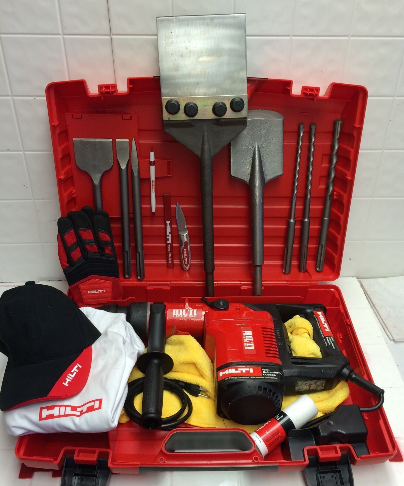 HILTI TE 74 PREOWNED, FREE BITS, CHISELS, HILTI HAT