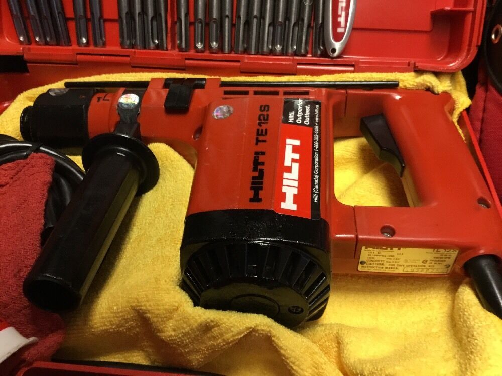 HILTI TE 12 S, GREAT CONDITION, FREE BITS, FREE THERMO BOTTLE