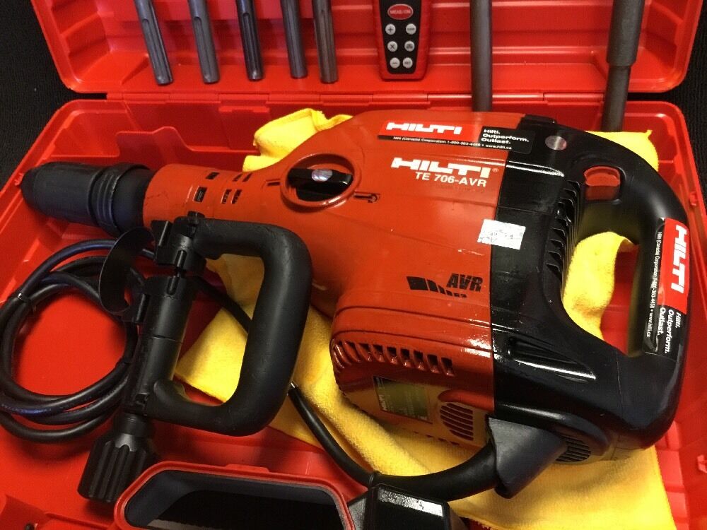 HILTI TE 706 PREOWNED, FREE LASER METER, CHISELS, EXTRAS