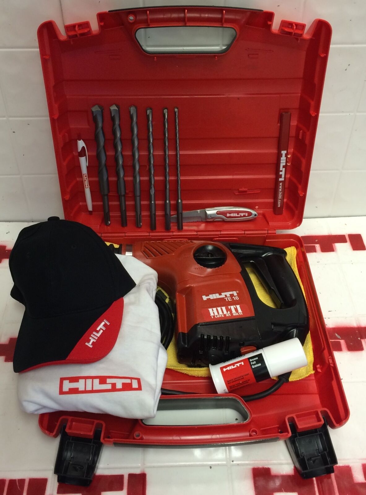 HILTI TE 16, PREOWNED, ORIGINAL, STRONG, DURABLE, FREE DRILL BITS,