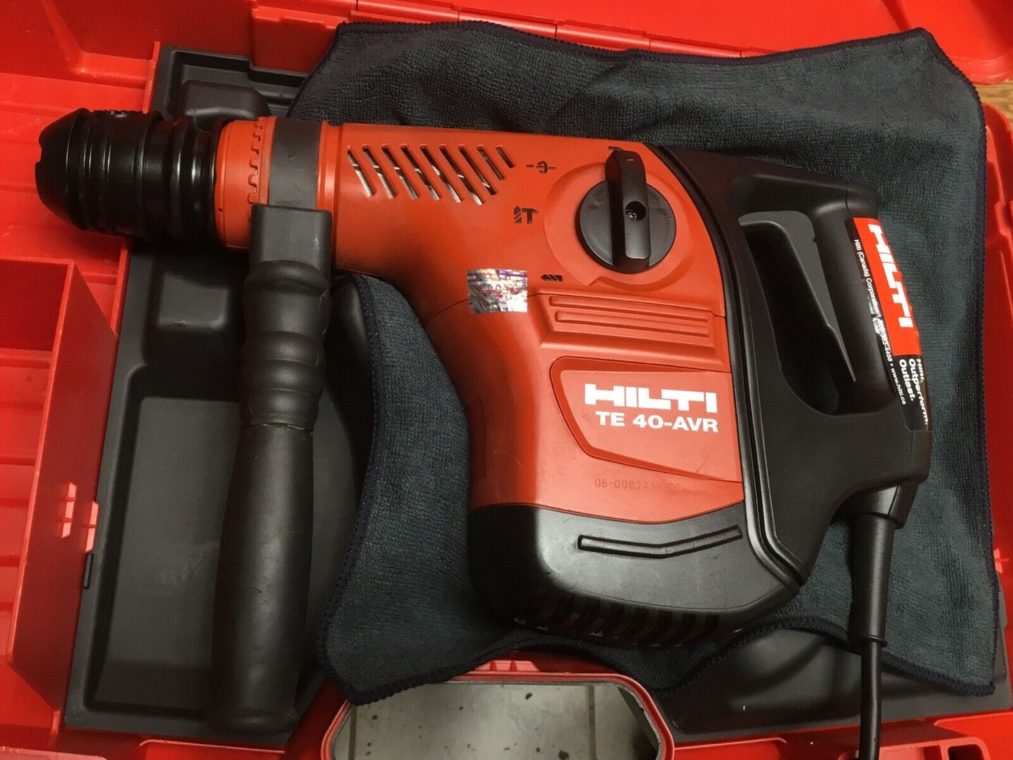 HILTI TE 40 AVR HAMMER, PREOWNED, FREE LASER, EXTRAS