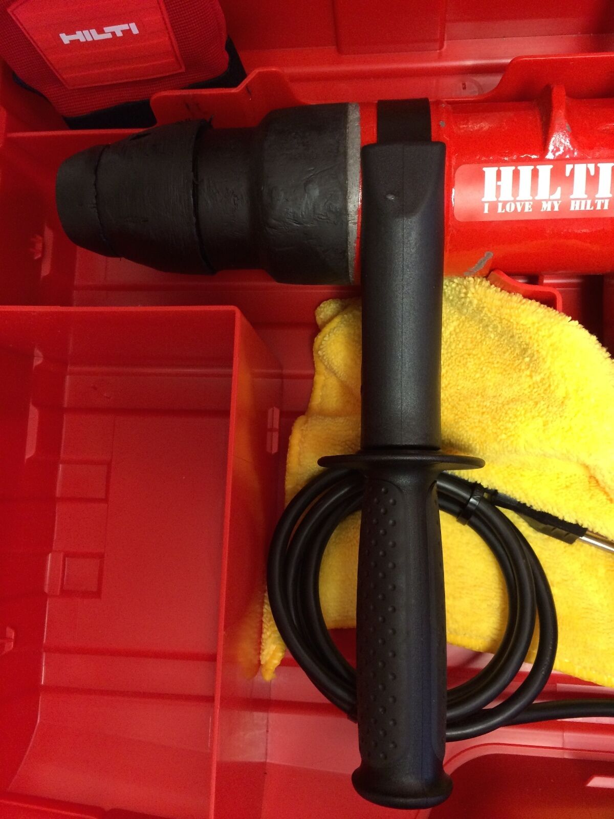 HILTI TE 74 PREOWNED, FREE BITS, CHISELS, HILTI HAT