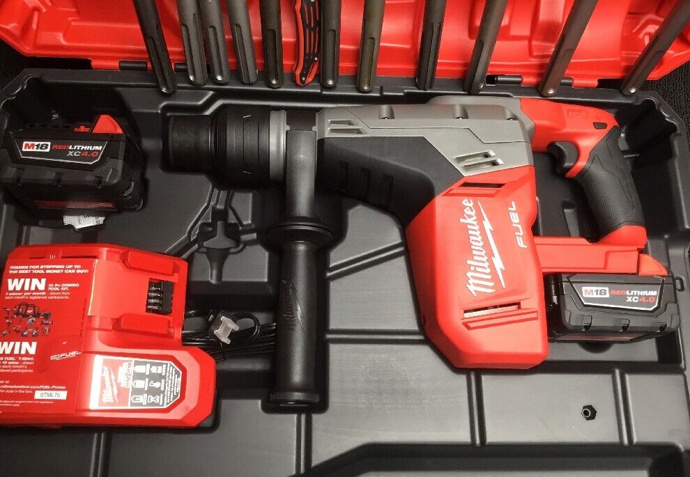 MILWAUKEE CORDLESS HAMMER DRILL, SDS MAX, FREE THERMO, BUNCH EXTRAS, FAST SHIP