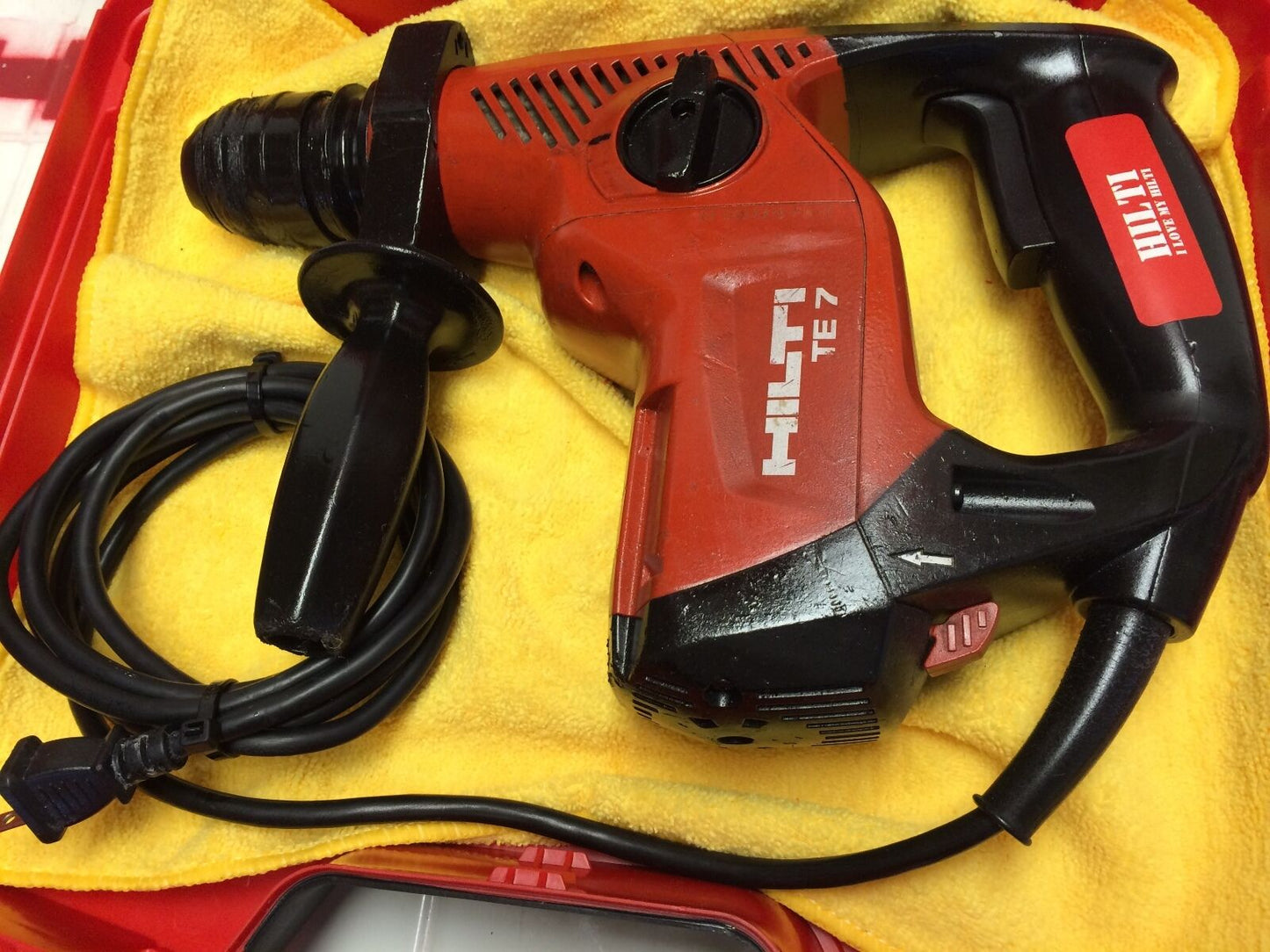 HILTI TE 7, EXCELLENT CONDITION, FREE HILTI ITEMS, BITS