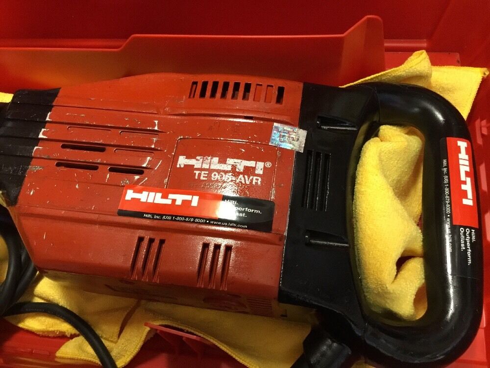 HILTI TE 905-AVR, PREOWNED, FREE ANGLE GRINDER, CHISELS, PLUS EXTRAS, FAST SHIP