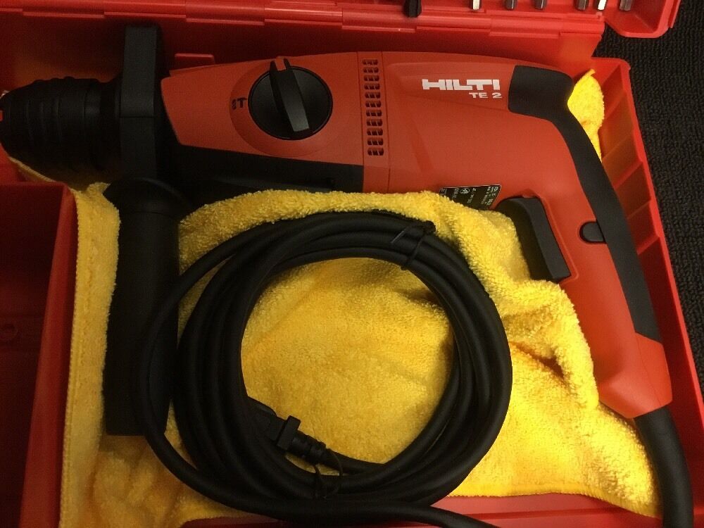 HILTI TE 2 DRILL, NEW, FREE THERMO, BITS, A LOT OF EXTRAS