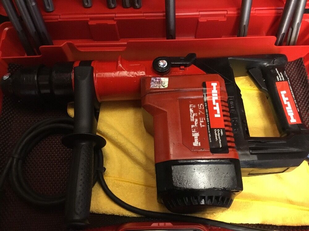 HILTI TE 75 HAMMER DRILL, PREOWNED, FREE GRINDER, A LOT OF EXTRAS