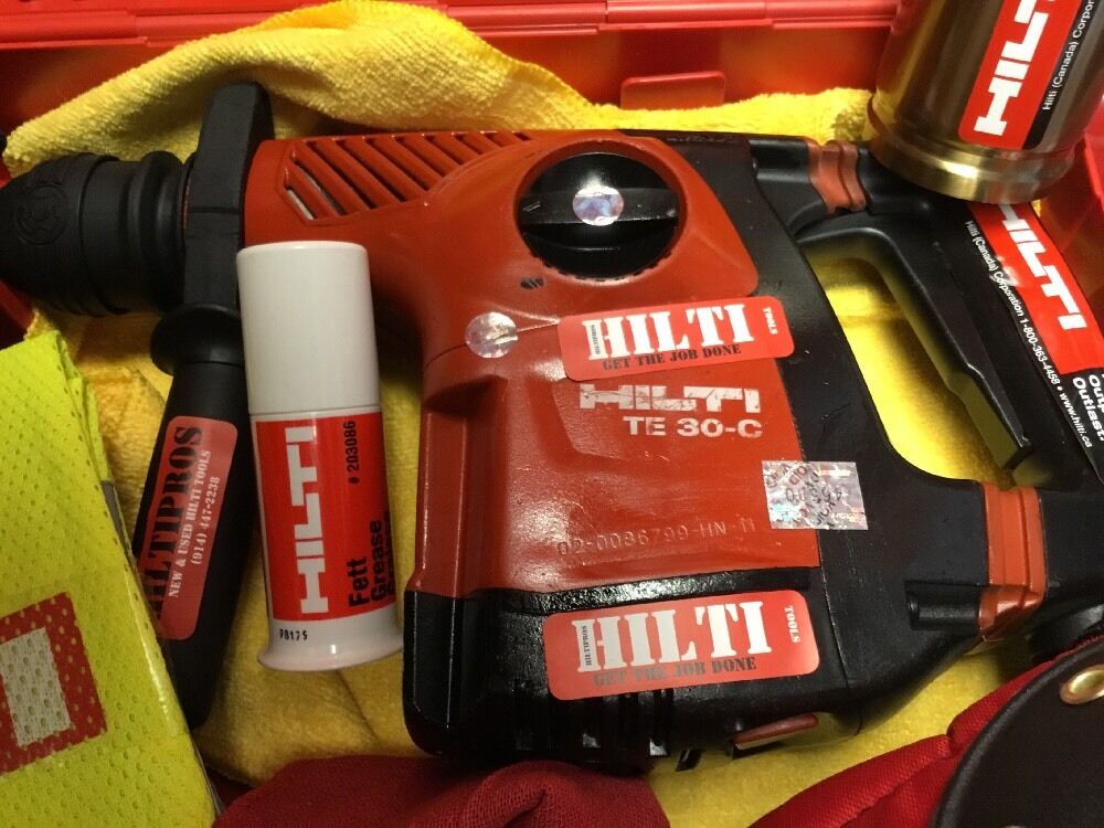 HILTI TE 30-C, PREOWNED, DURABLE, STRONG, FREE DRILLS & CHISELS