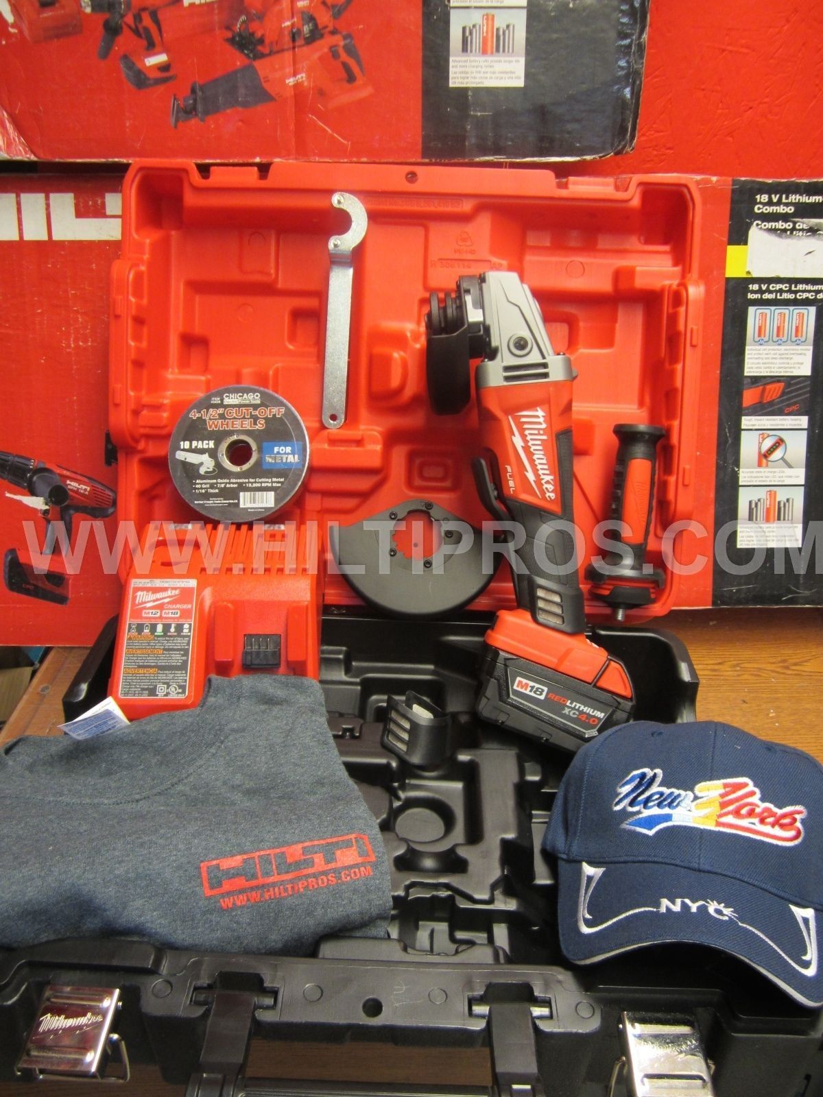 MILWAUKEE GRINDER M18, NEW , STRONG , FREE GLOVES, HAT , SHIRTS , FAST SHIP