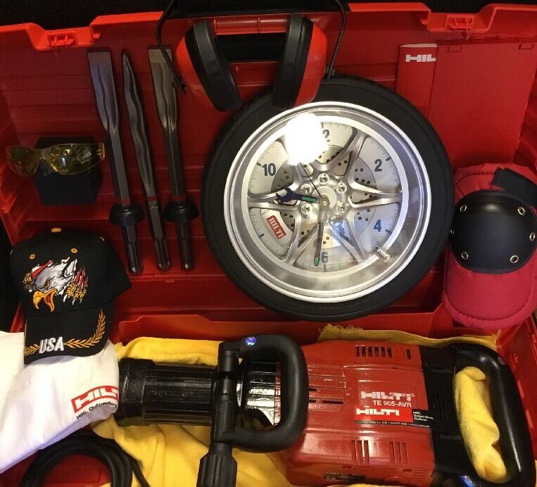 HILTI TE 905-AVR, PREOWNED, FREE WALL CLOCK, CHISELS, PLUS EXTRAS, FAST SHIP