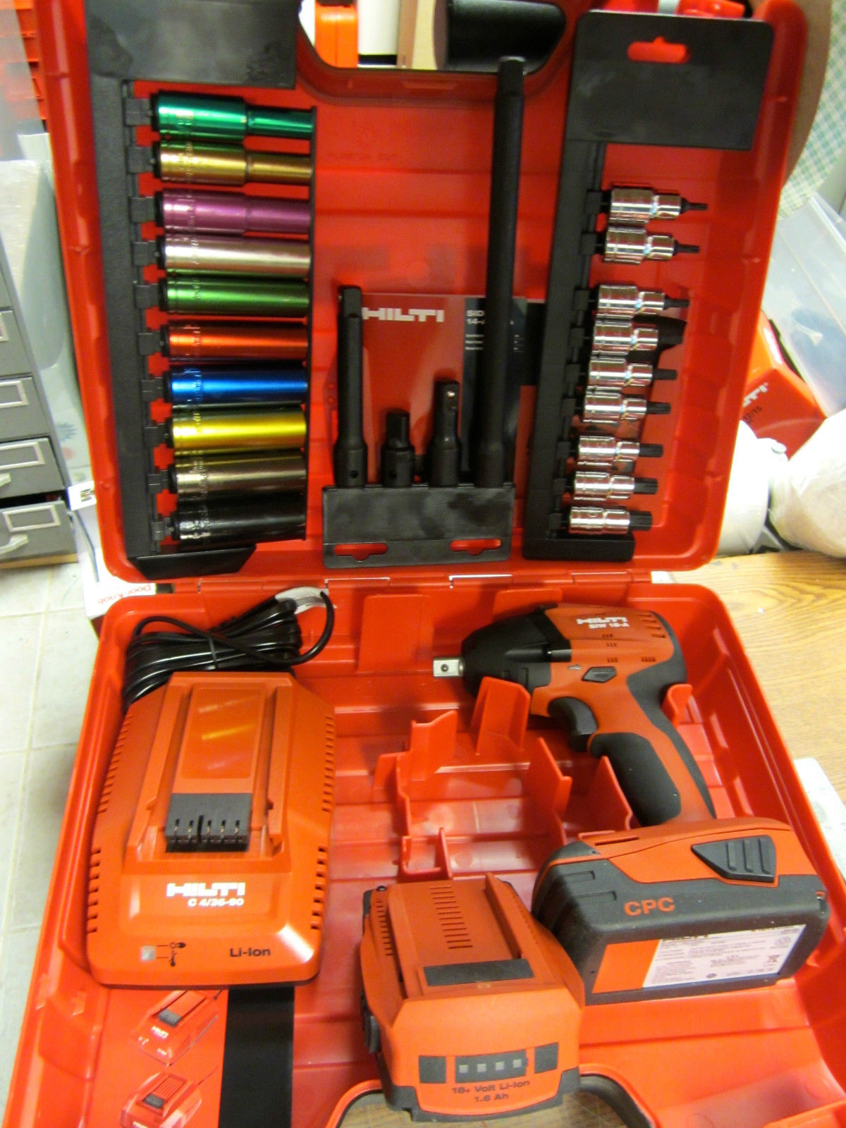 HILTI SIW 18-A IMPACT WRENCH KIT, BRAND NEW, FREE SOCKETS SET& EXTRAS