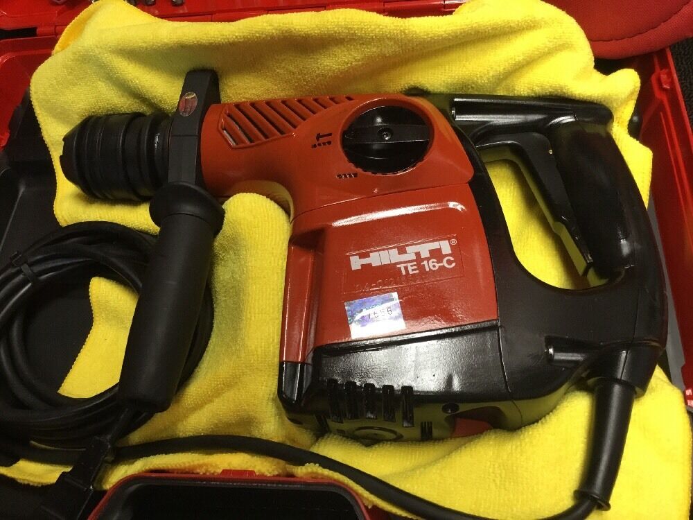 HILTI TE 16-C, GREAT CONDITION, FREE GRINDER, CHISELS, COMPLETE SET