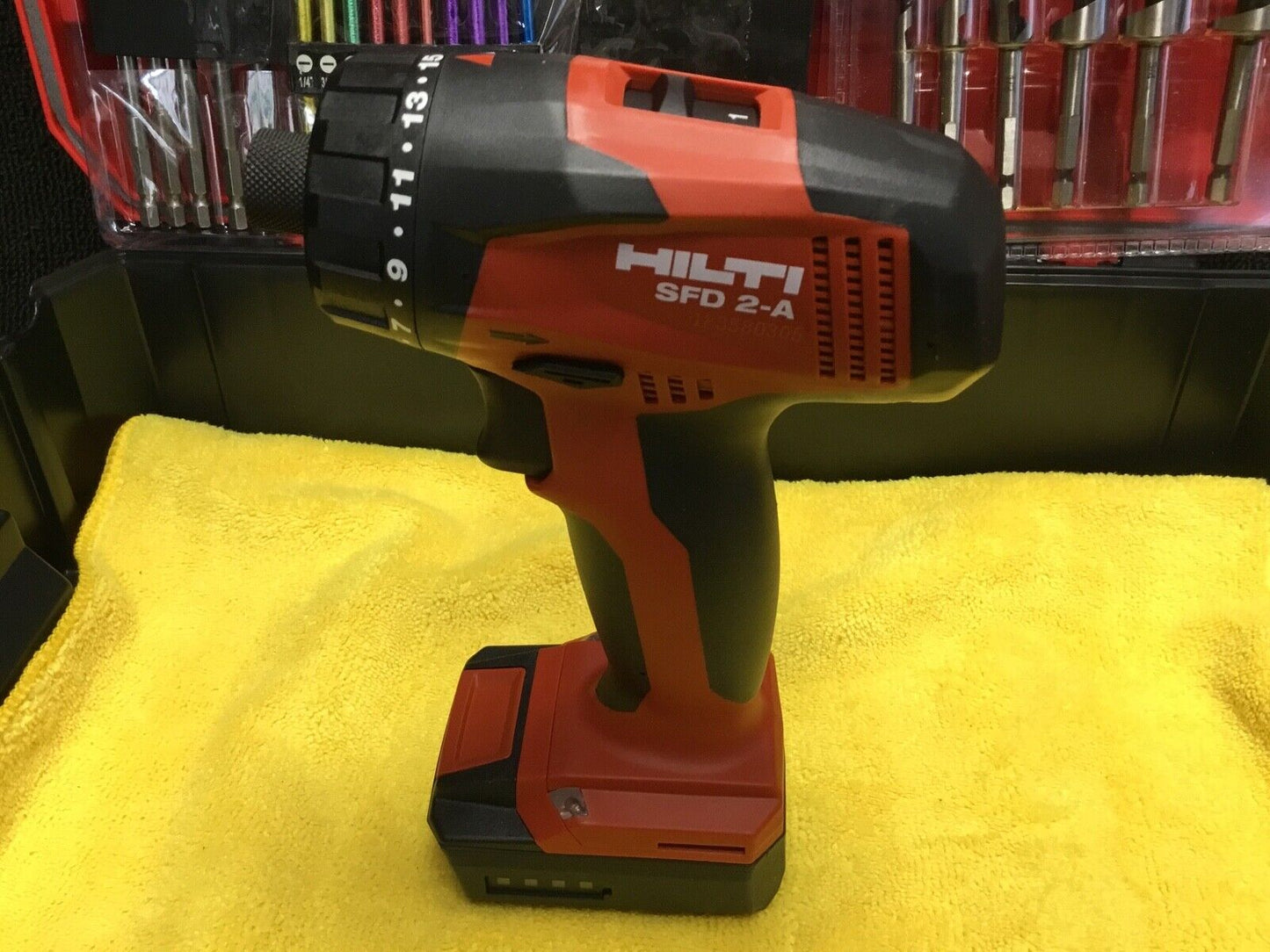 HILTI UD 4 HAMMER DRILL, SID 2-A, SFD 2-A, 2 BATTERIES, ALL NEW, FAST SHIP